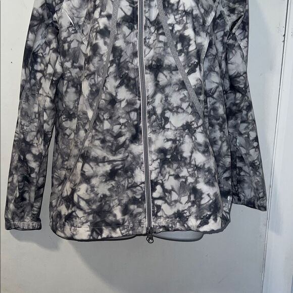 ATHLETA Riptide Silver Bells Tie Dye Catalina UPF Lightweight Jacket-S - Picture 7 of 13